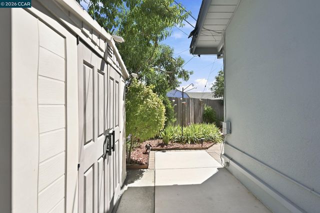 7811 Sunwood Dr, Dublin, CA 94568