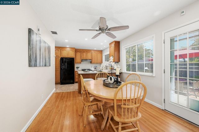 7811 Sunwood Dr, Dublin, CA 94568