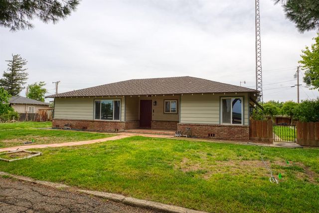 1248 E Las Palmas Ave, Patterson, CA 95363