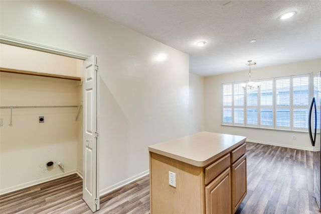 127 S Winterport Circle, Spring, TX 77382