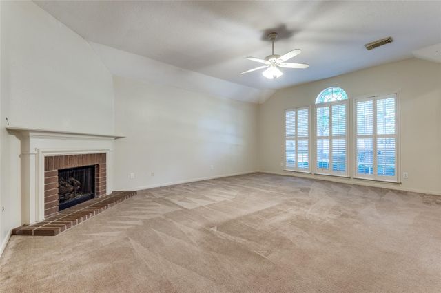 127 S Winterport Circle, Spring, TX 77382