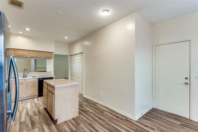 127 S Winterport Circle, Spring, TX 77382