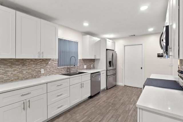 6271 Hope Street, Hollywood, FL 33024