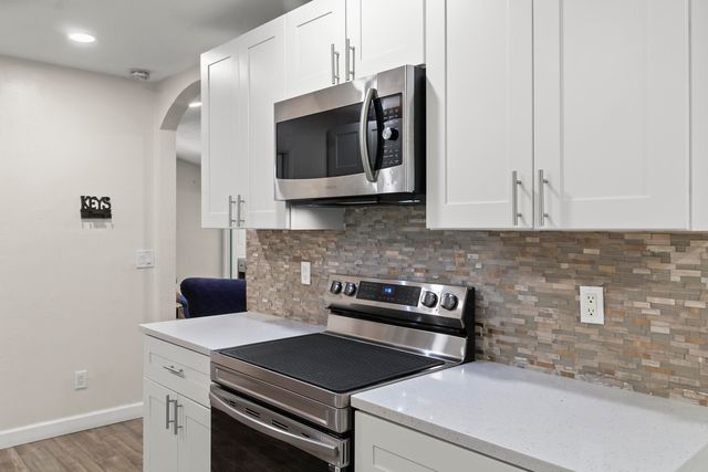 6271 Hope Street, Hollywood, FL 33024