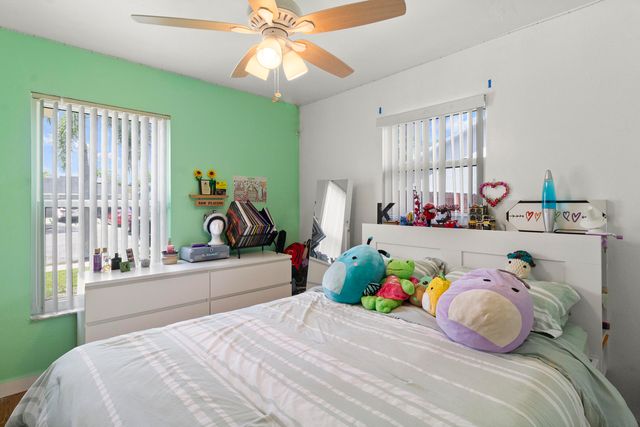 6271 Hope Street, Hollywood, FL 33024