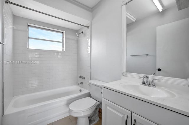 609 NE 13th Ave 301, Fort Lauderdale, FL 33304