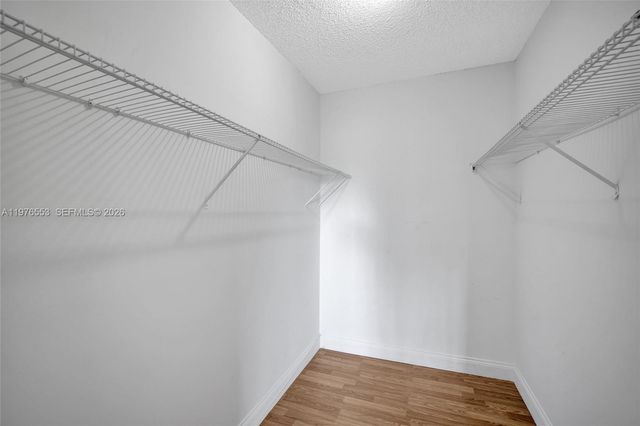 609 NE 13th Ave 301, Fort Lauderdale, FL 33304