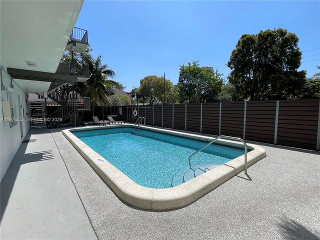 609 NE 13th Ave 301, Fort Lauderdale, FL 33304