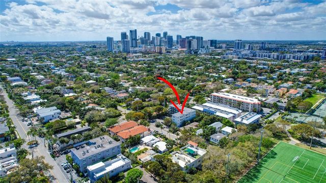 609 NE 13th Ave 301, Fort Lauderdale, FL 33304