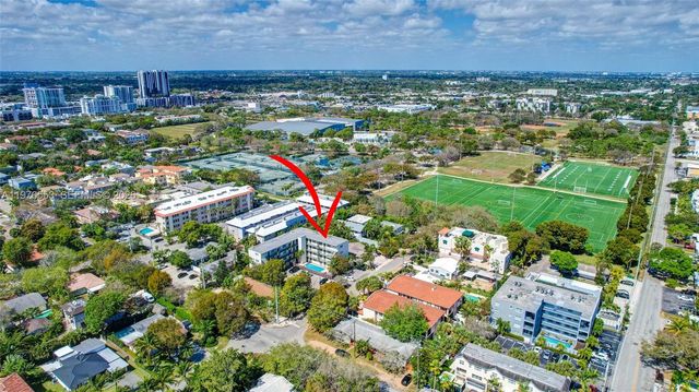 609 NE 13th Ave 301, Fort Lauderdale, FL 33304