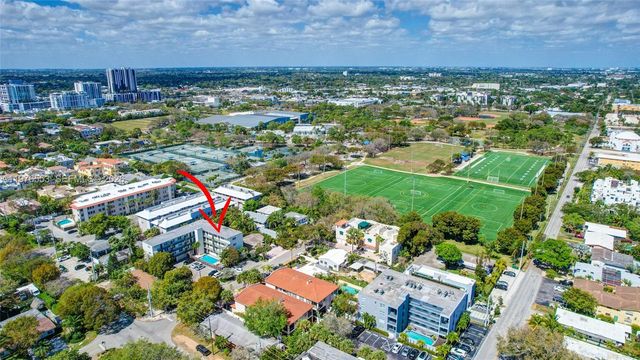 609 NE 13th Ave 301, Fort Lauderdale, FL 33304