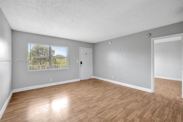 609 NE 13th Ave 301, Fort Lauderdale, FL 33304