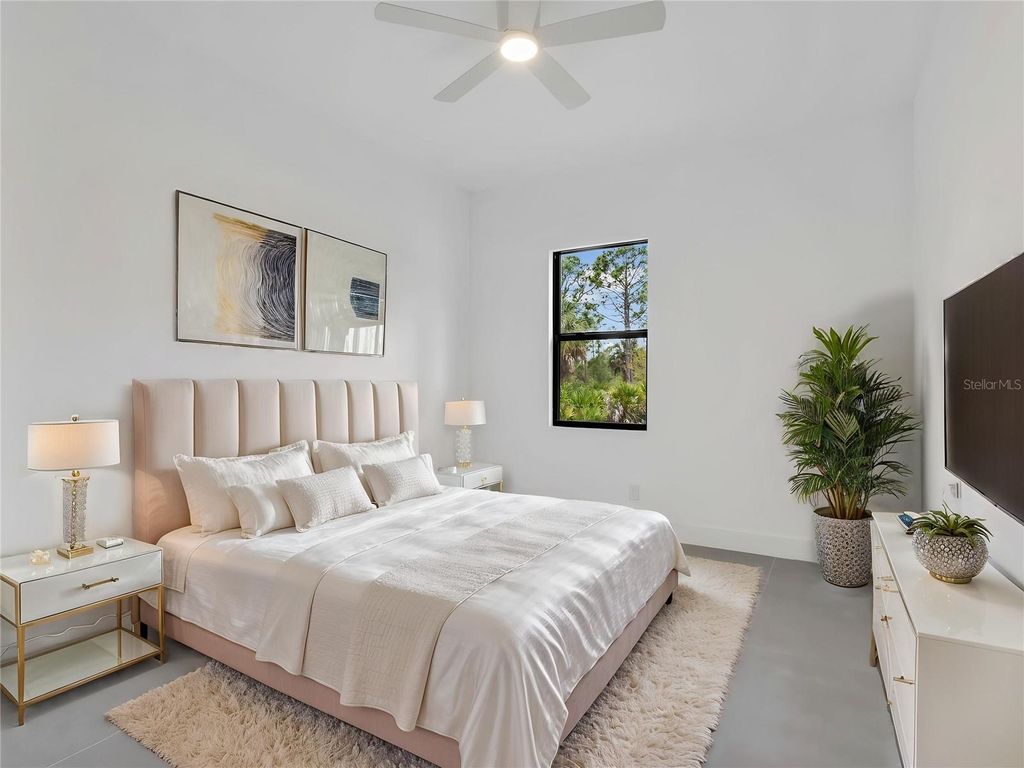 Image 26 of property listing at 11153 CARNEGIE AVENUE, Englewood, FL 34224