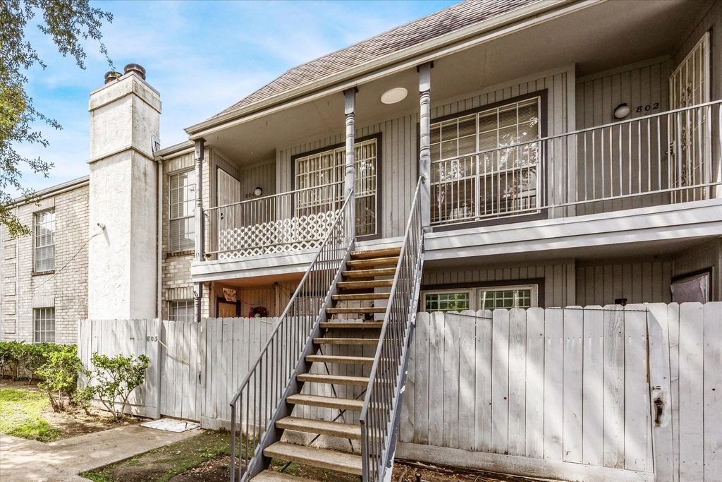 6606 De Moss Drive 804, Houston, TX 77074