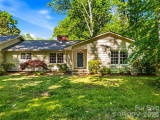 100 Hummingbird Lane, Columbus, NC 28722