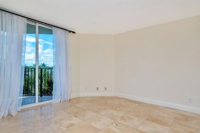 2565 S Ocean Boulevard 103N, Highland Beach, FL 33487