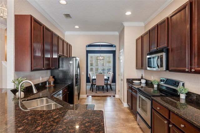 573 SHINING ARMOR LANE, Longwood, FL 32779