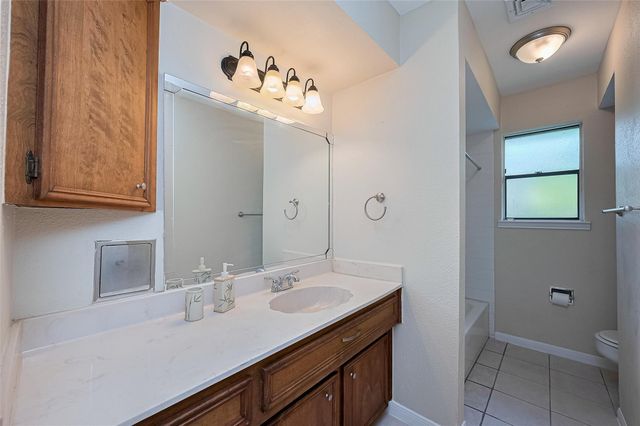 2762 Foliage Green Drive, Houston, TX 77339