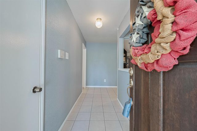 2762 Foliage Green Drive, Houston, TX 77339
