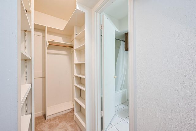 2762 Foliage Green Drive, Houston, TX 77339