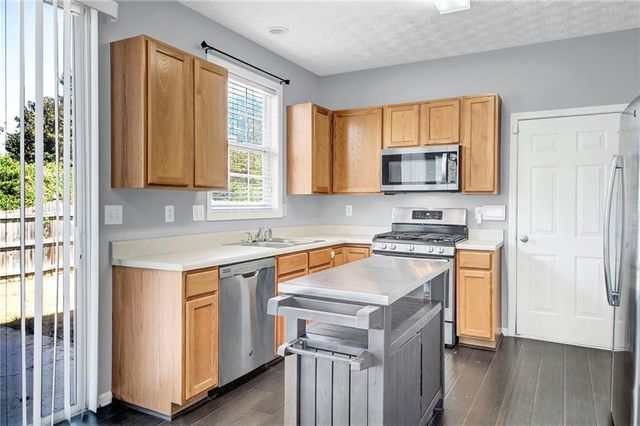 201 Ancient Oaks Way, Hiram, GA 30141