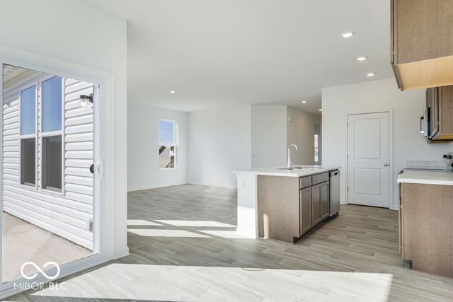 289 N Bur Oak Drive, Mooresville, IN 46158