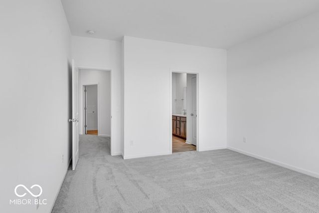 289 N Bur Oak Drive, Mooresville, IN 46158