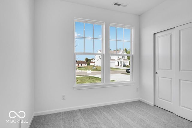 289 N Bur Oak Drive, Mooresville, IN 46158