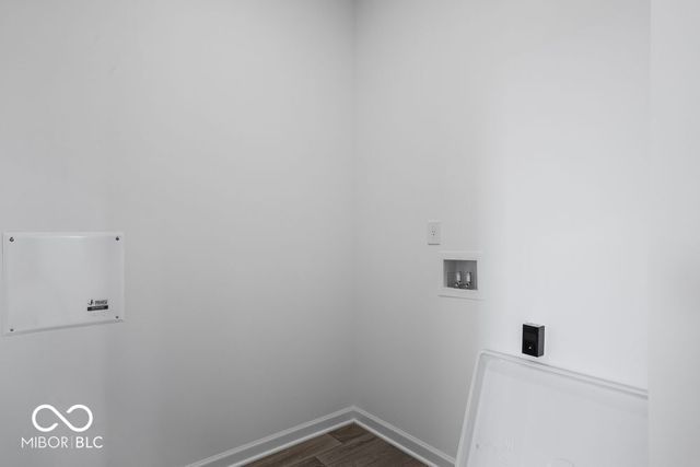 289 N Bur Oak Drive, Mooresville, IN 46158