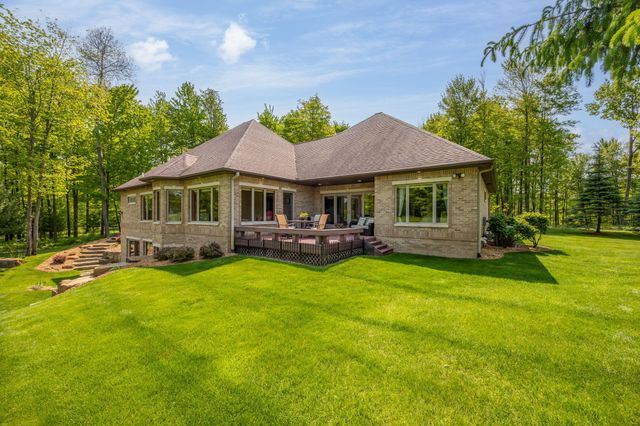 6511 Dublin Drive, Stanwood, MI 49346