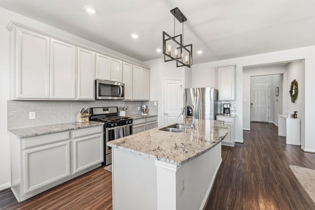 13500 Rosebud Isle DR, Austin, TX 78653