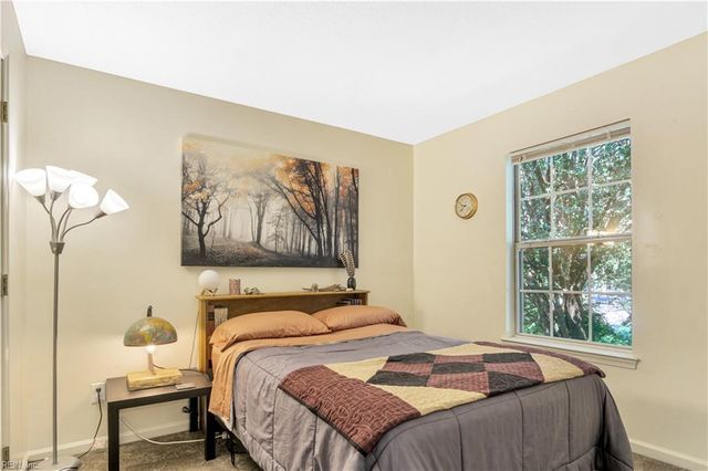 164 Corwin CIR, Hampton, VA 23666