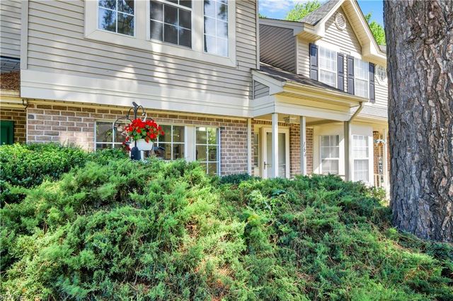 164 Corwin CIR, Hampton, VA 23666