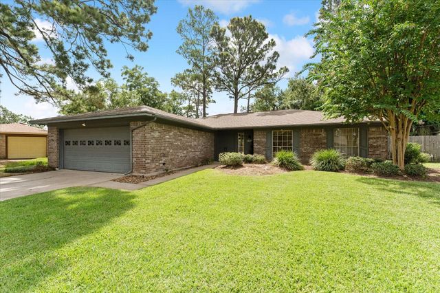 3607 Camelot Street, Baytown, TX 77521