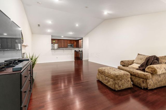 7030 Kinsale Lane, Powell, OH 43065