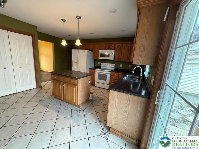 114 Kestrel Road, Luzerne, PA 18707