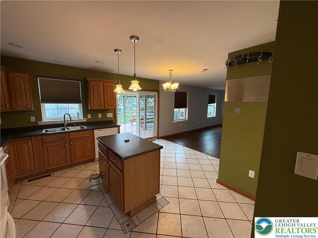 114 Kestrel Road, Luzerne, PA 18707