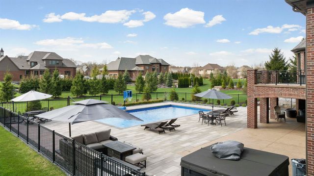 61657 Cotswold Drive, Washington Twp, MI 48094