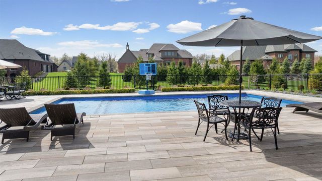 61657 Cotswold Drive, Washington Twp, MI 48094