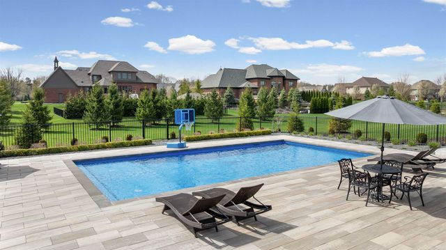 61657 Cotswold Drive, Washington Twp, MI 48094