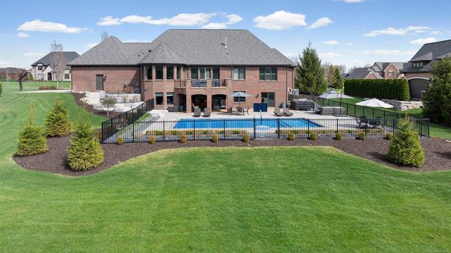61657 Cotswold Drive, Washington Twp, MI 48094