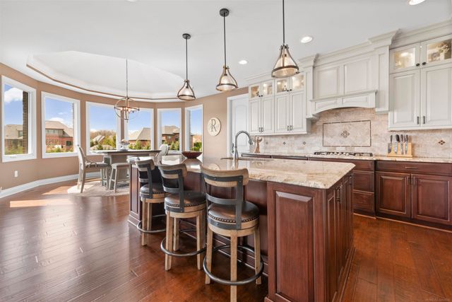 61657 Cotswold Drive, Washington Twp, MI 48094
