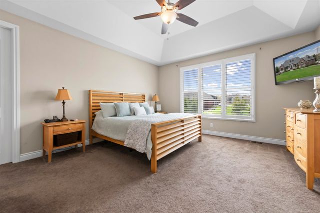61657 Cotswold Drive, Washington Twp, MI 48094