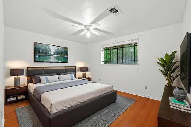 5107 Bungalow Lane, Houston, TX 77048