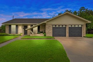5107 Bungalow Lane, Houston, TX 77048