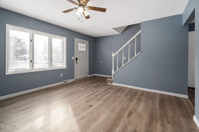 1000 Valentine Drive, Rotterdam, NY 12303