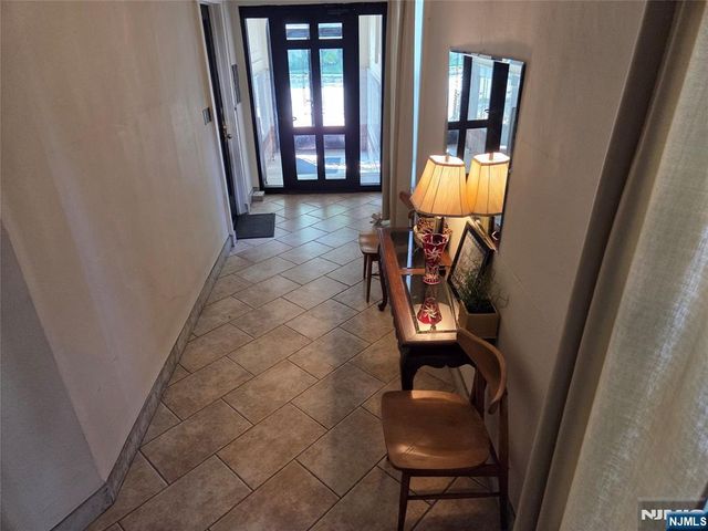 22 Seymour Street 6, Montclair, NJ 07042