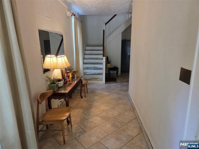 22 Seymour Street 6, Montclair, NJ 07042