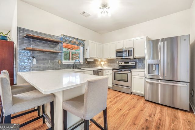 437 Trousseau Lane, Mcdonough, GA 30252