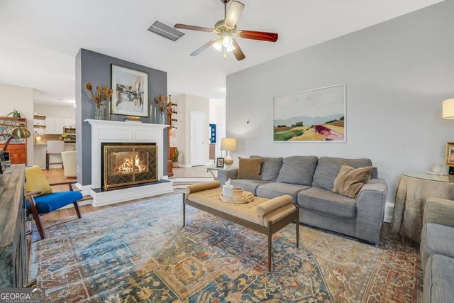 437 Trousseau Lane, Mcdonough, GA 30252